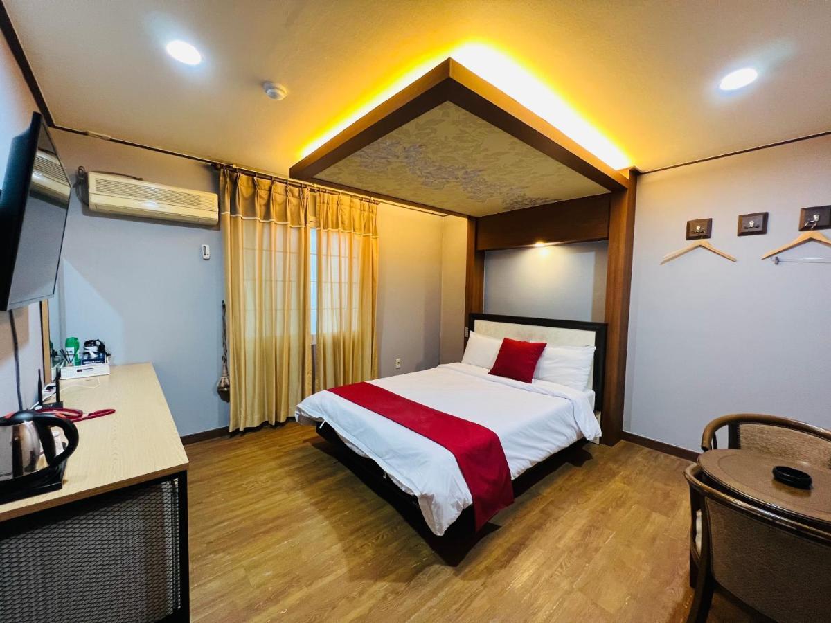 Sweet Hotel Csedzsu Kültér fotó