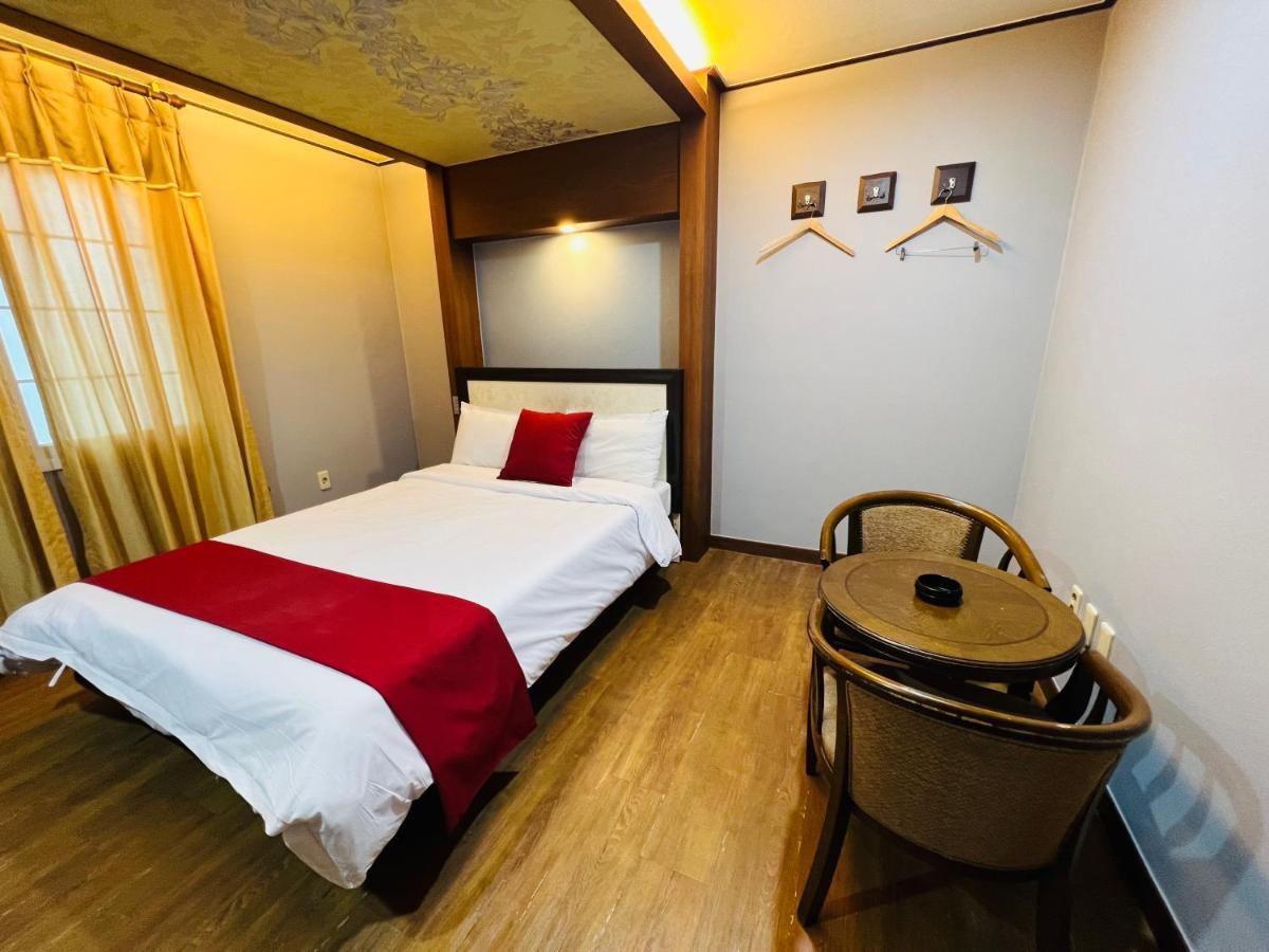Sweet Hotel Csedzsu Kültér fotó